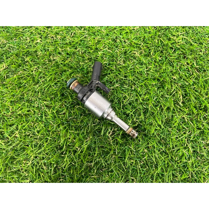 Форсунка топливная (топливная система) AUDI Q5 FY 2018 2.0 TFSI DAYB 06A906036K