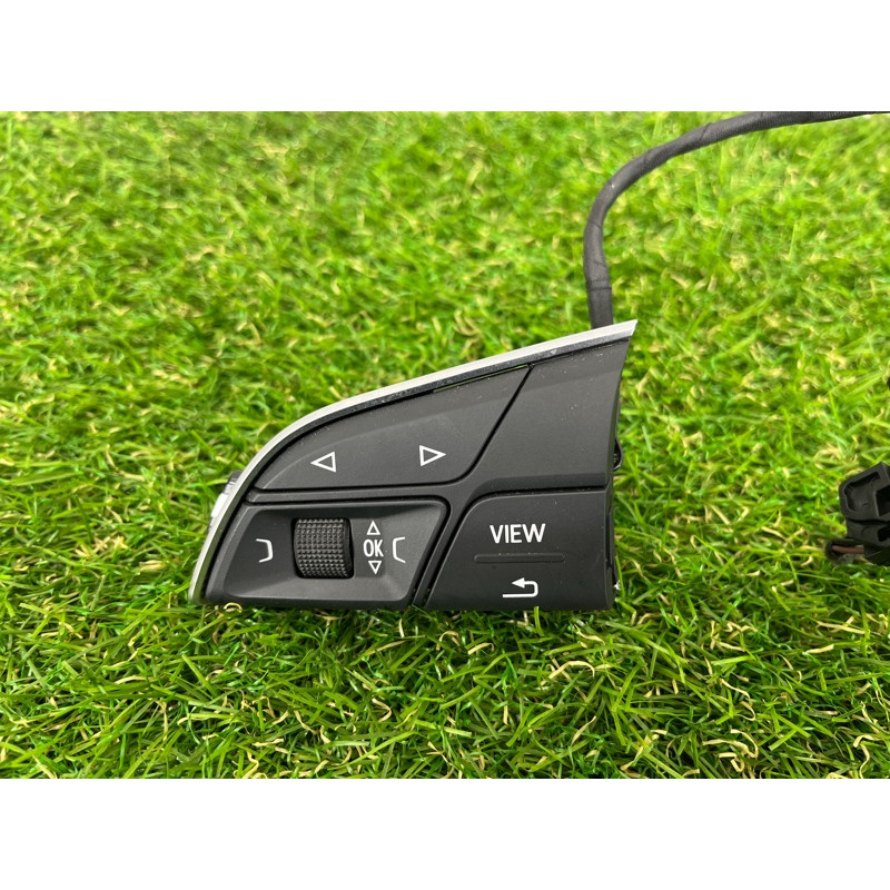 Кнопки руля (электрика / кнопки) AUDI Q5 FY 2018 2.0 TFSI DAYB 4M0951523XHA