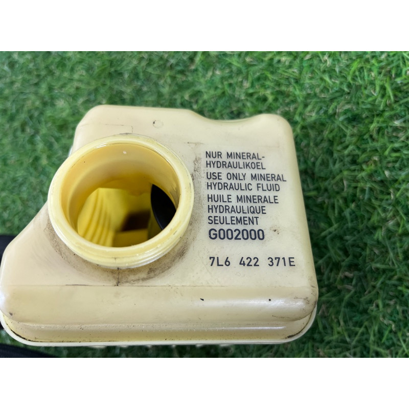 Бачок гидроусилителя (рулевое управление) Volkswagen Touareg NF 2011 3.0 CASA 7L6422371E