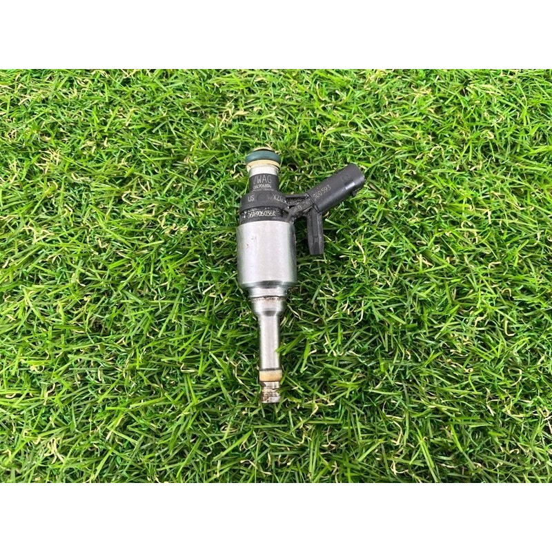 Форсунка топливная (топливная система) AUDI Q5 FY 2018 2.0 TFSI DAYB 06A906036K