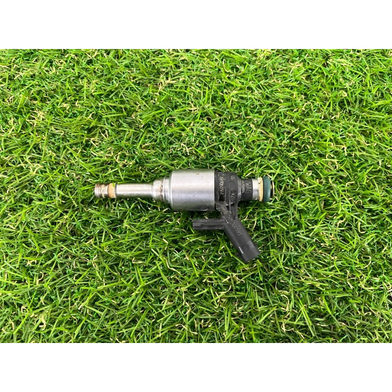 Форсунка топливная (топливная система) AUDI Q5 FY 2018 2.0 TFSI DAYB 06A906036K