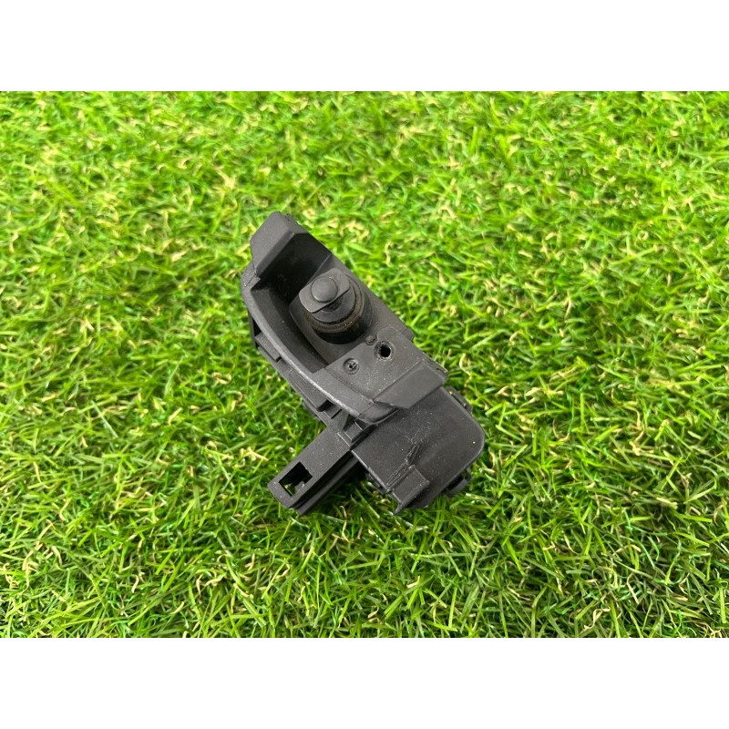 Привод лючка топливного бака (электрика) Volkswagen Touareg NF 2011 3.0 CASA 7P0810773D