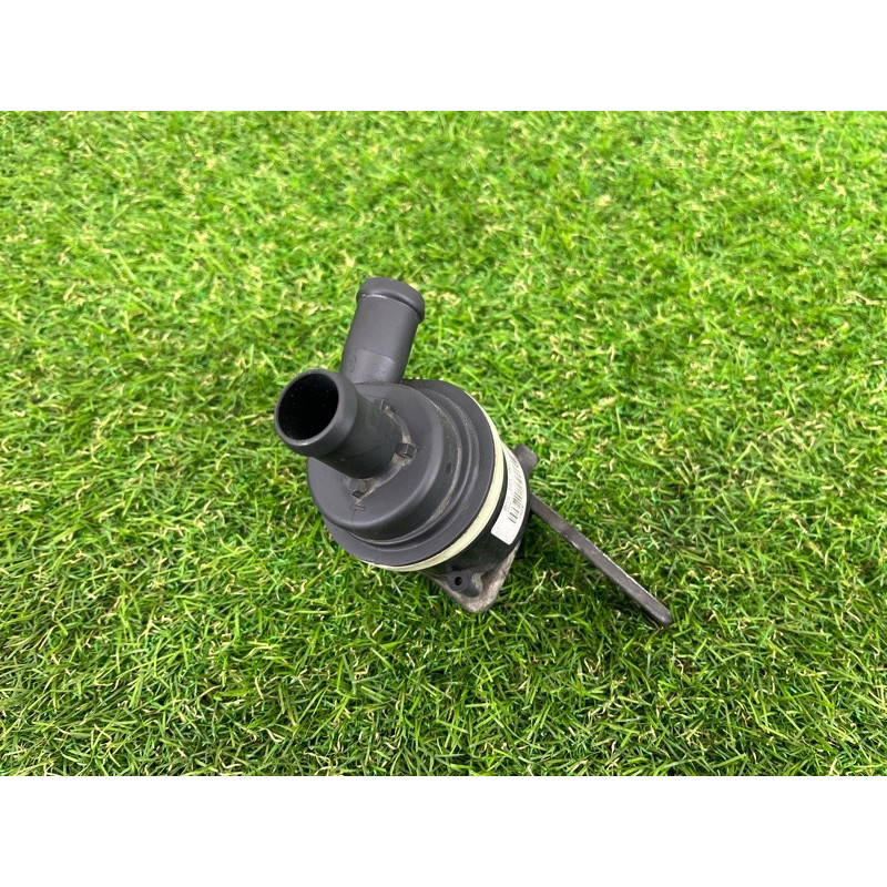 Помпа электрическая (электрика) Volkswagen Touareg NF 2011 3.0 CASA 059121012B