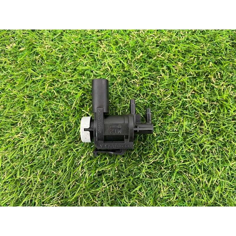 Вакуумный клапан (двигатель и элементы) Volkswagen Touareg NF 2011 3.0 CASA 1K0906283A