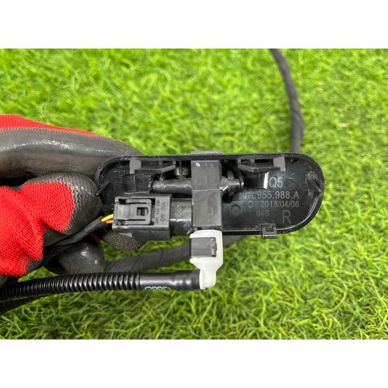 Форсунка омывателя (кузов и элементы) AUDI Q5 FY 2018 2.0 TFSI DAYB 80A955987A