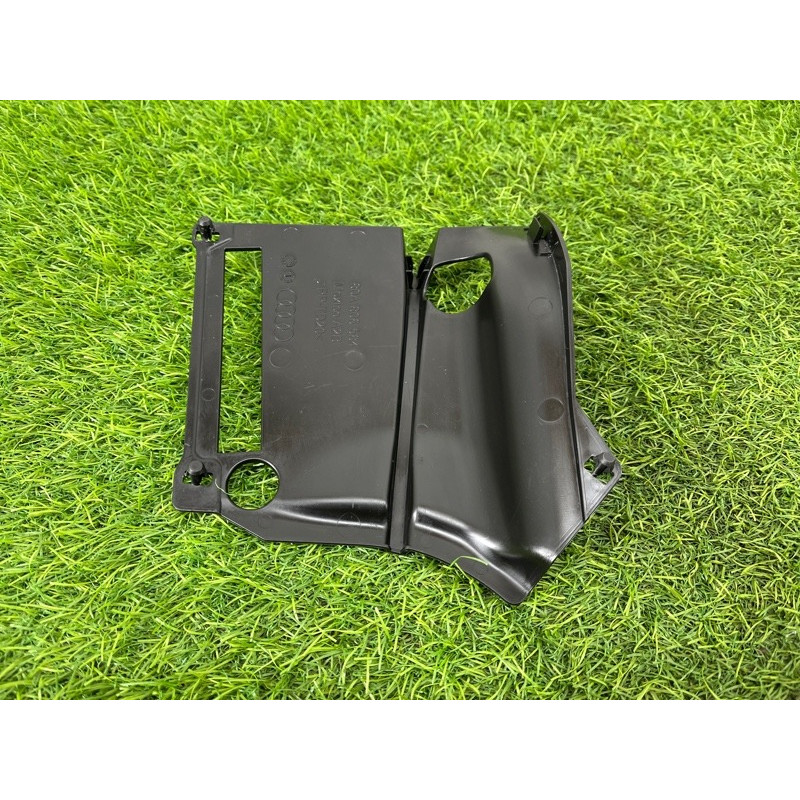 Накладка стойки (кузов и элементы) AUDI Q5 FY 2018 2.0 TFSI DAYB 80A806584