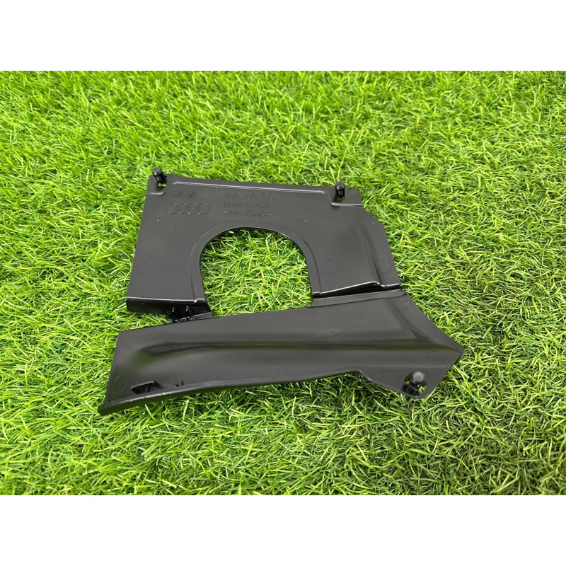 Накладка стойки (кузов и элементы) AUDI Q5 FY 2018 2.0 TFSI DAYB 80A806583