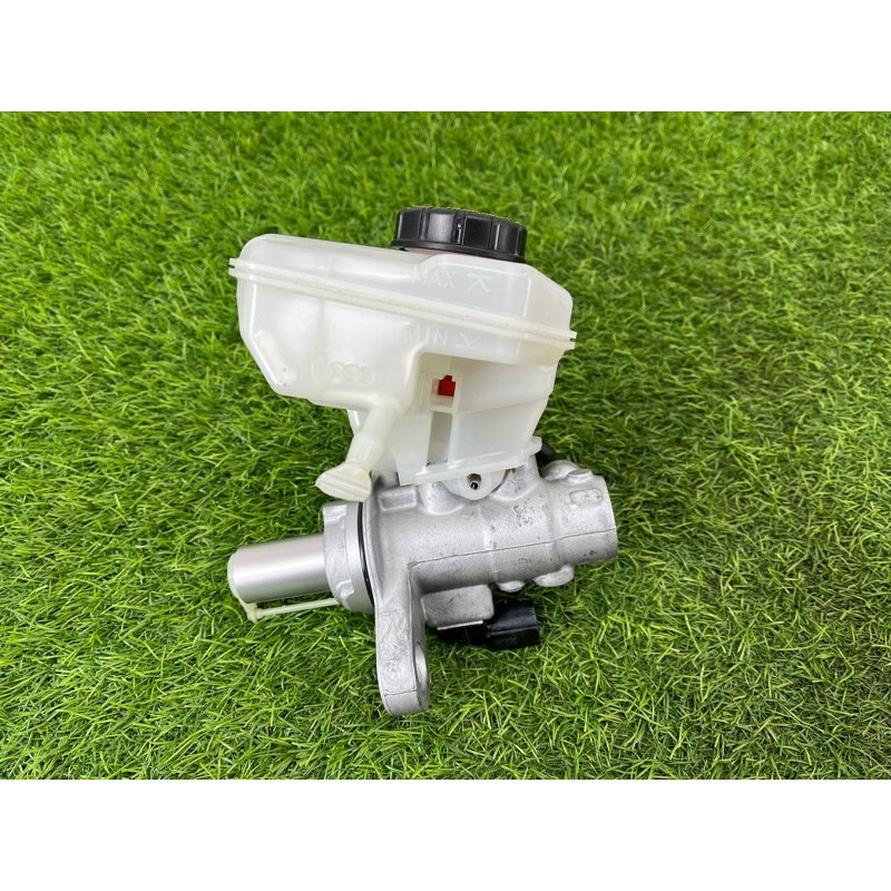 Главный тормозной цилиндр (тормозная система) AUDI Q5 FY 2018 2.0 TFSI DAYB 80A611021