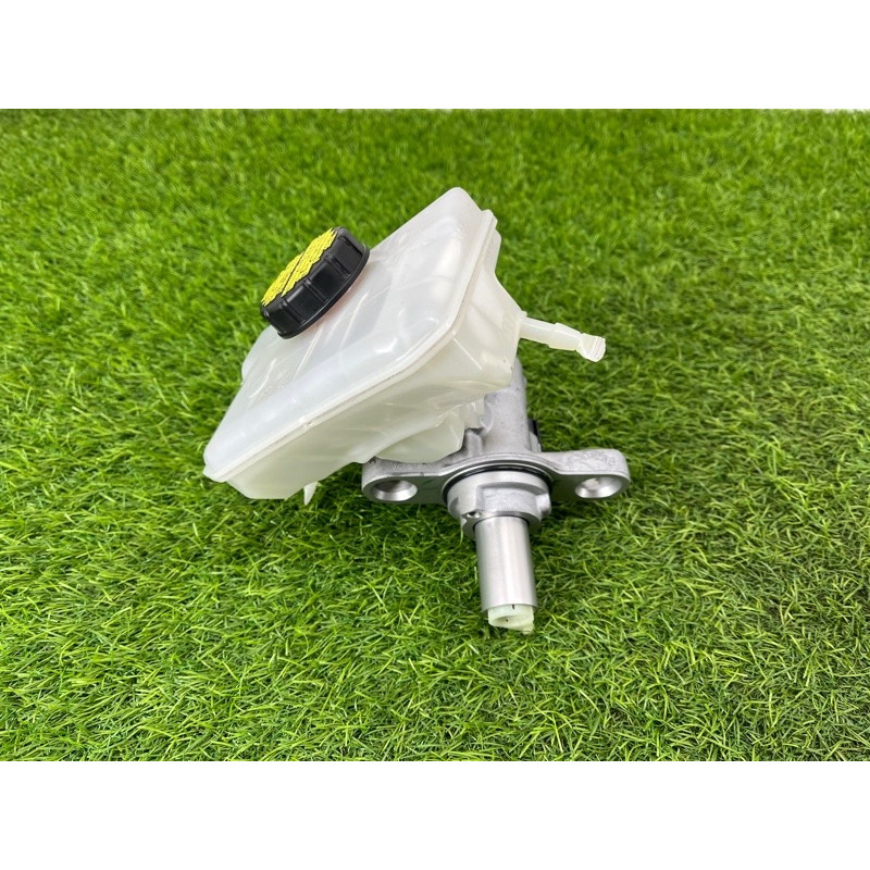 Главный тормозной цилиндр (тормозная система) AUDI Q5 FY 2018 2.0 TFSI DAYB 80A611021