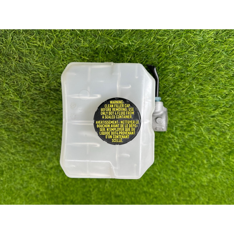 Главный тормозной цилиндр (тормозная система) AUDI Q5 FY 2018 2.0 TFSI DAYB 80A611021