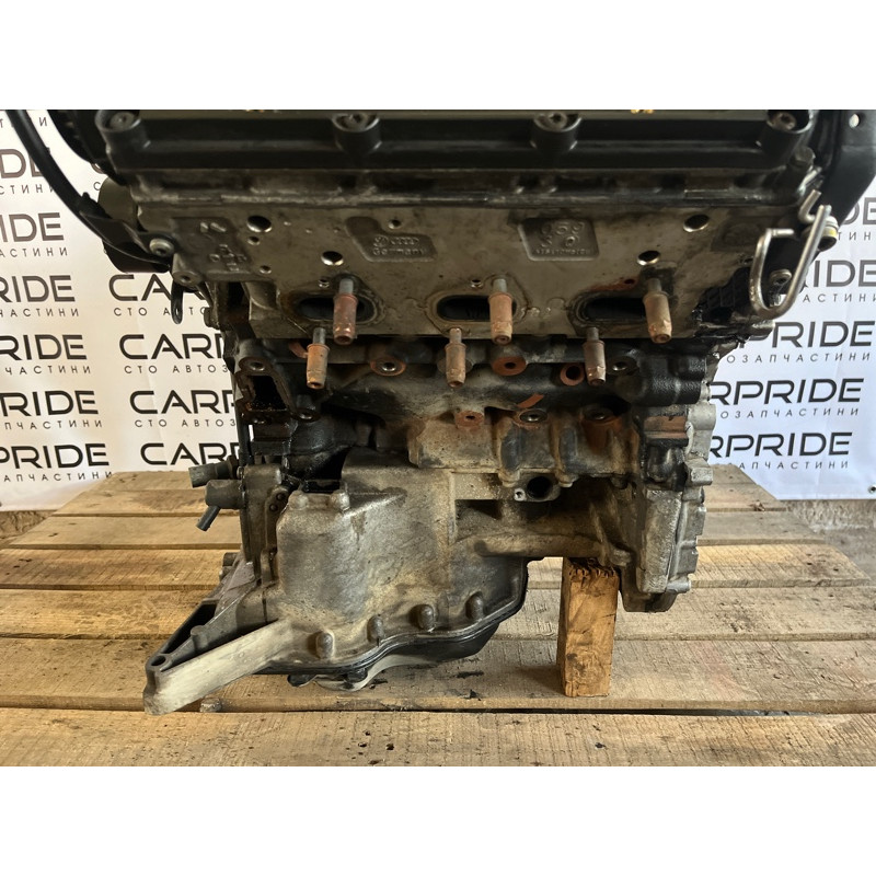 Двигун (двигун та елементи) Volkswagen Touareg NF 2011 3.0 CASA 059100098R