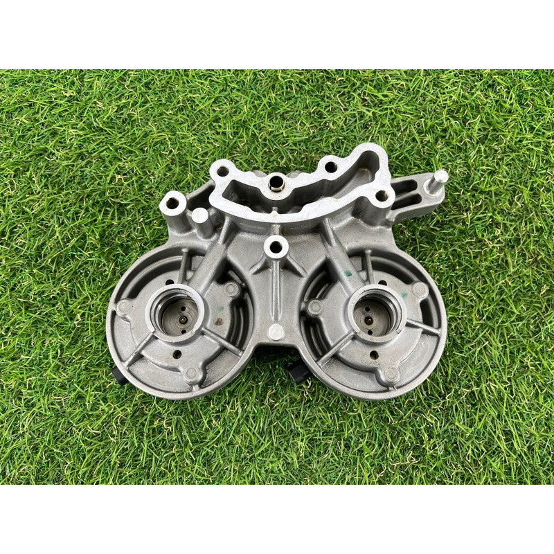 Опорный кронштейн распредвала (двигатель и элементы) AUDI Q5 FY 2018 2.0 TFSI DAYB 06K103144D