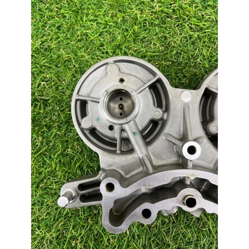 Опорный кронштейн распредвала (двигатель и элементы) AUDI Q5 FY 2018 2.0 TFSI DAYB 06K103144D