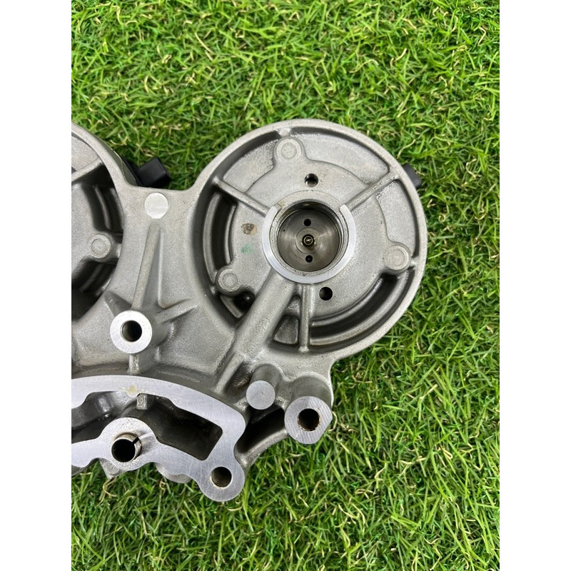 Опорный кронштейн распредвала (двигатель и элементы) AUDI Q5 FY 2018 2.0 TFSI DAYB 06K103144D