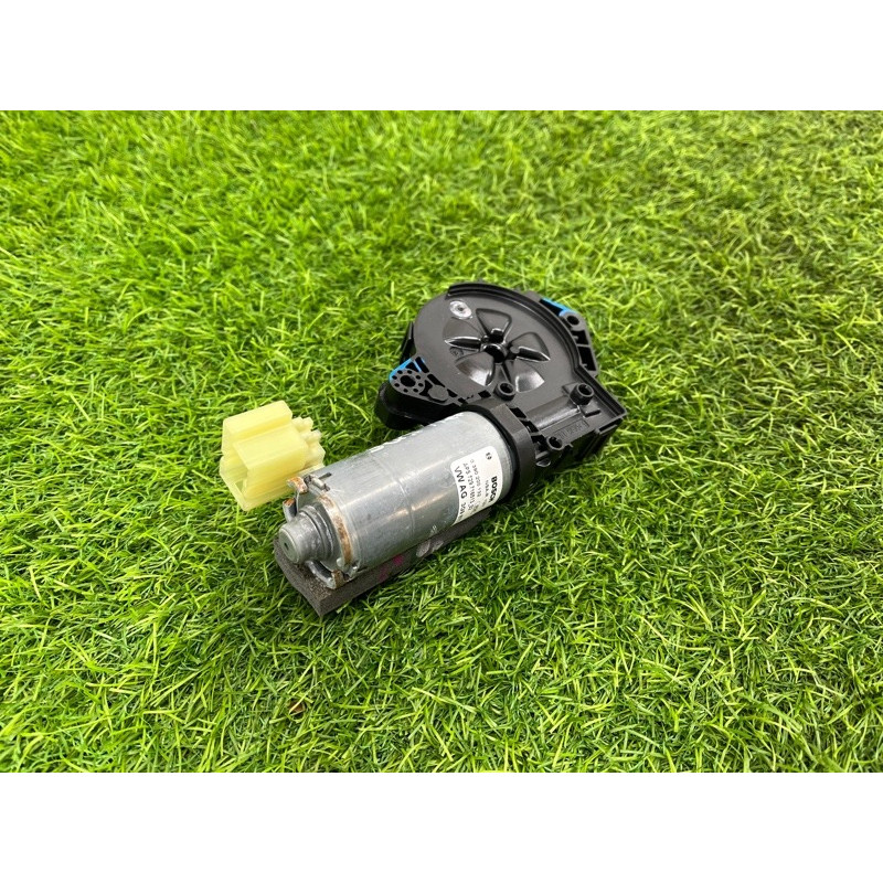 Мотор люка (электрика) AUDI Q5 FY 2018 2.0 TFSI DAYB 3G9877795F