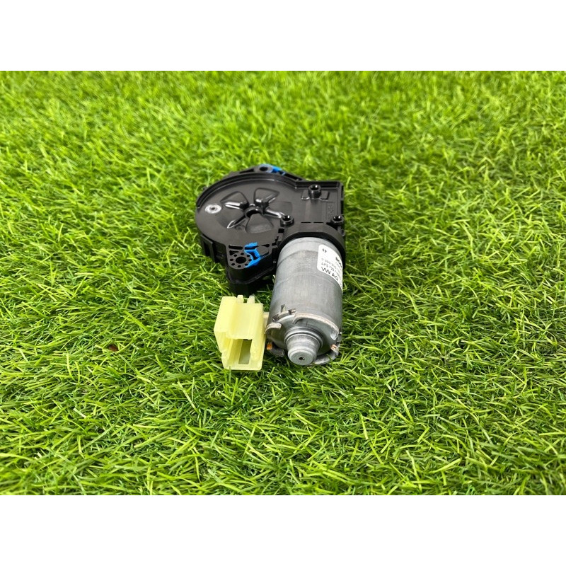 Мотор люка (электрика) AUDI Q5 FY 2018 2.0 TFSI DAYB 3G9877795G