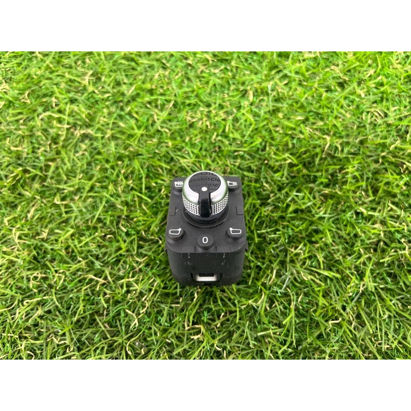 Кнопка регулировки зеркала (электрика / кнопки) AUDI Q7 4M 2018 3.0 TFSi 4M0959565Q