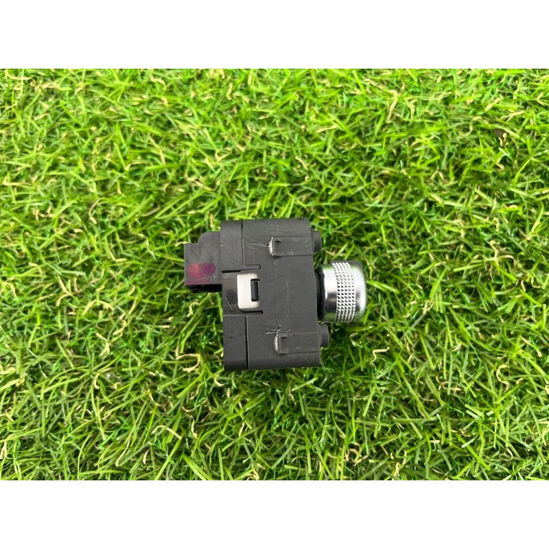 Кнопка регулировки зеркала (электрика / кнопки) AUDI Q7 4M 2018 3.0 TFSi 4M0959565Q