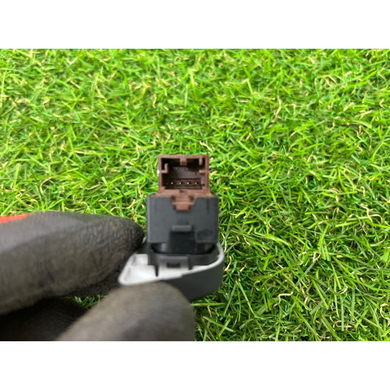 Кнопка блокировки центрального замка (электрика / кнопки) AUDI Q7 4M 2018 3.0 TFSi 4M2962108A5PR