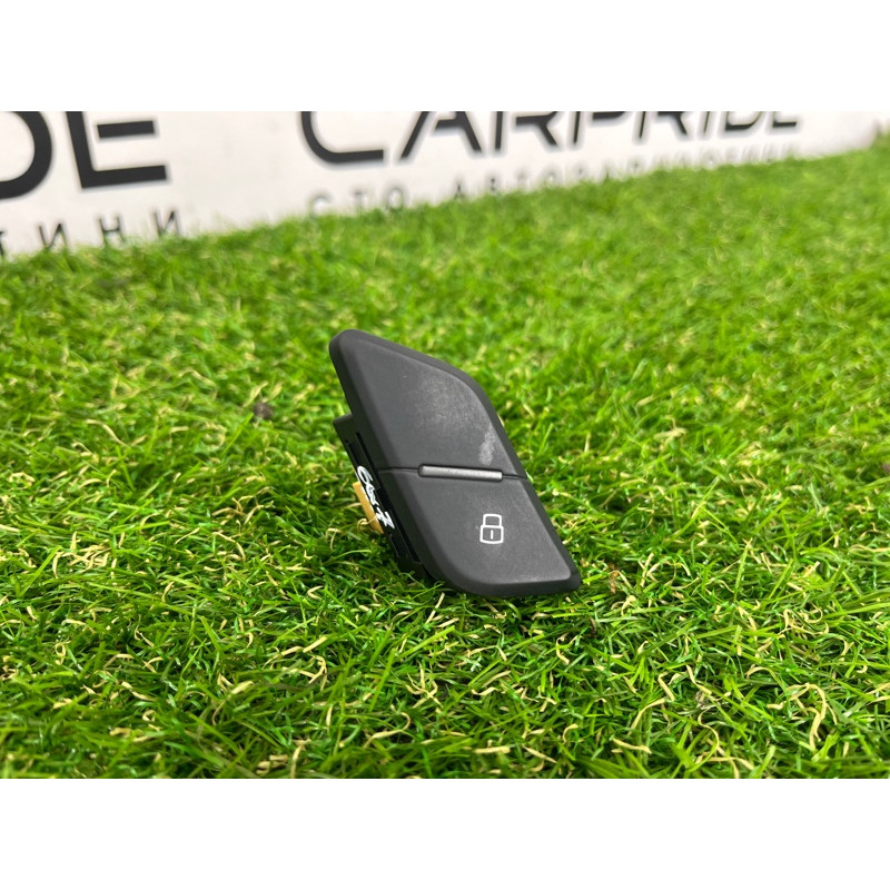 Кнопка блокировки центрального замка (электрика / кнопки) AUDI Q7 4M 2018 3.0 TFSi 4M0962108C5PR