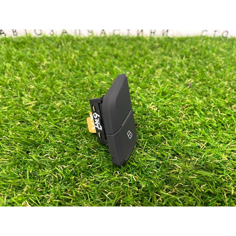 Кнопка блокировки центрального замка (электрика / кнопки) AUDI Q7 4M 2018 3.0 TFSi 4M0962107C5PR