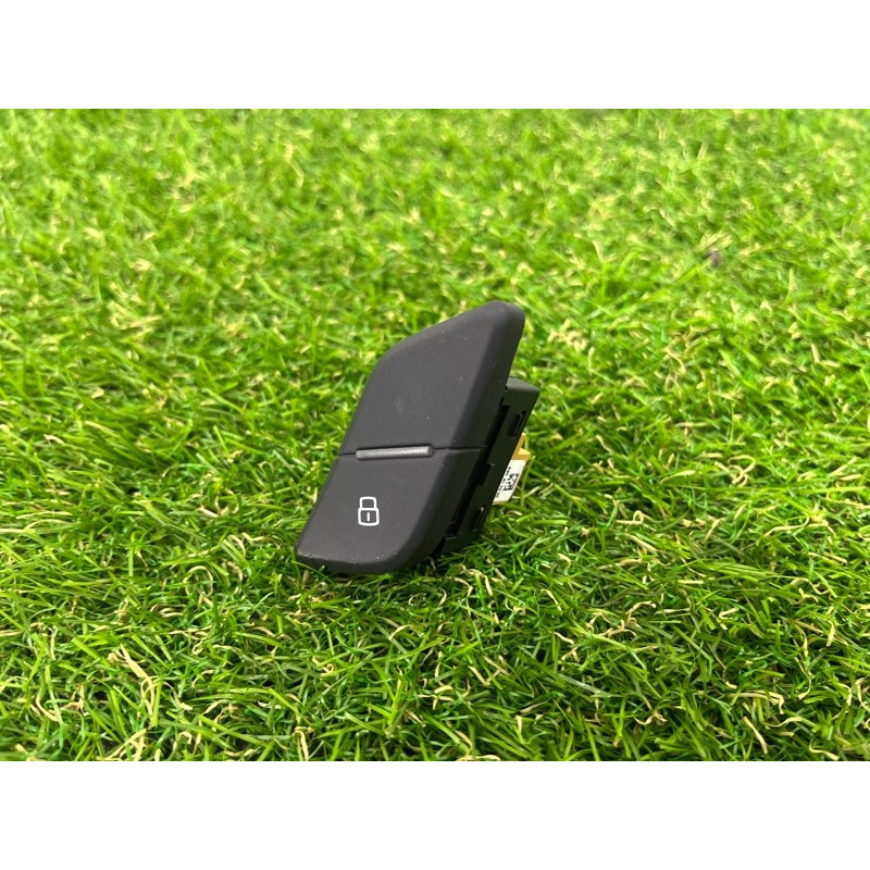 Кнопка блокировки центрального замка (электрика / кнопки) AUDI Q7 4M 2018 3.0 TFSi 4M0962107C5PR