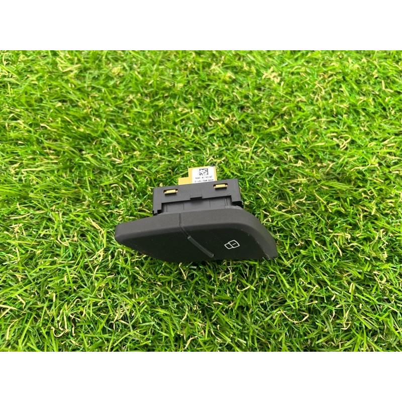 Кнопка блокировки центрального замка (электрика / кнопки) AUDI Q7 4M 2018 3.0 TFSi 4M0962107C5PR