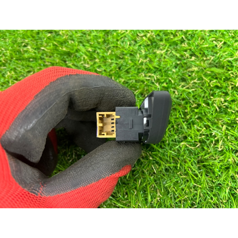 Кнопка блокировки центрального замка (электрика / кнопки) AUDI Q7 4M 2018 3.0 TFSi 4M0962107C5PR