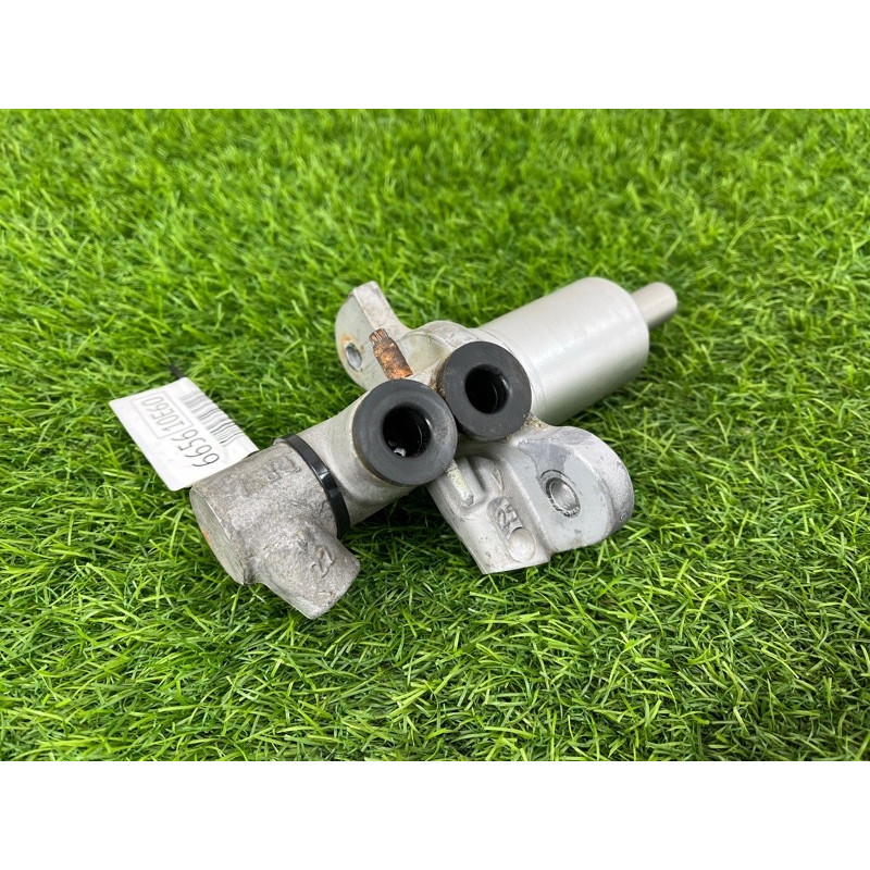 Главный тормозной цилиндр (тормозная система) BMW 5-series E60 M54b30