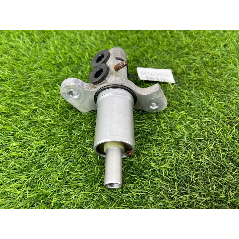 Главный тормозной цилиндр (тормозная система) BMW 5-series E60 M54b30