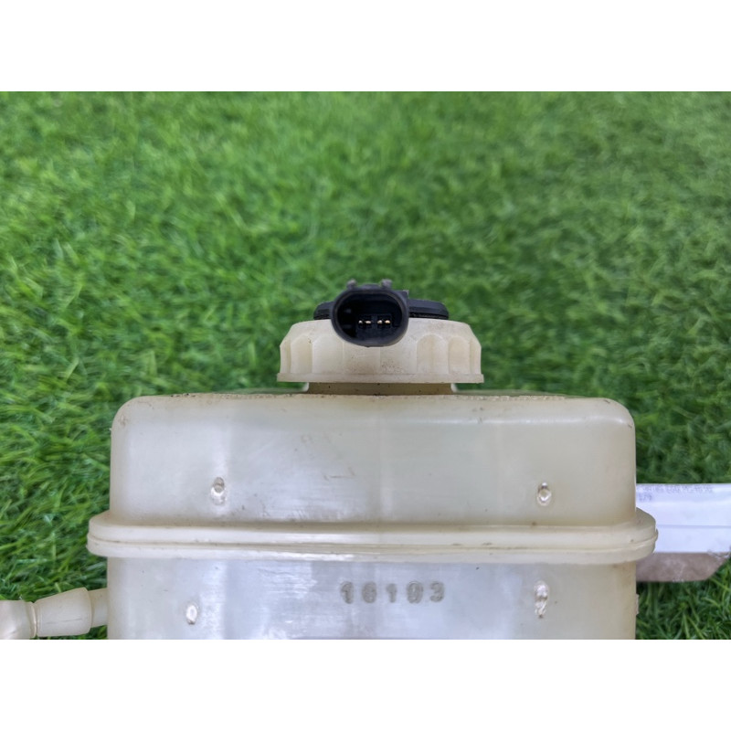 Бачок тормозной жидкости (тормозная система) BMW 5-series E60 M54b30 32067179