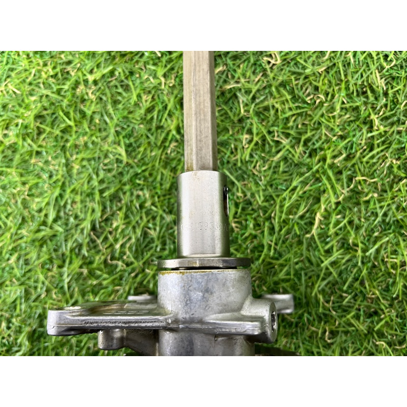 Первичный вал масляного насоса (двигатель и элементы) AUDI Q7 4M 2018 3.0 TFSi 06E109339AA