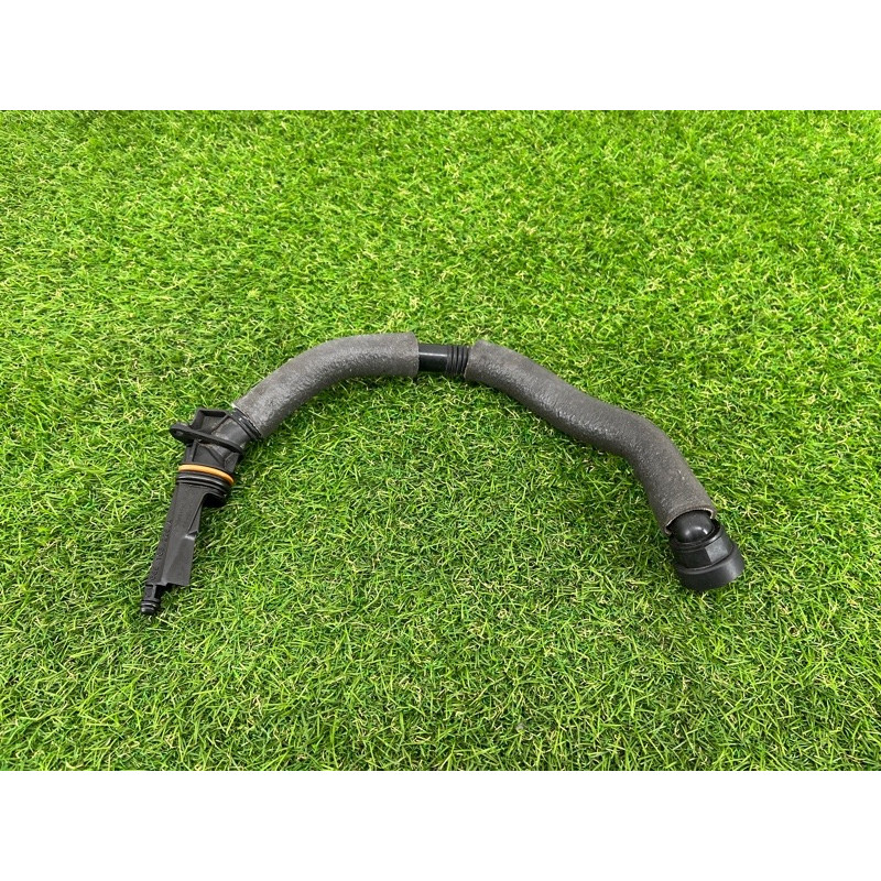 Трубка вентиляции картерных газов (двигатель и элементы) AUDI Q7 4M 2018 3.0 TFSi 06E103217AL