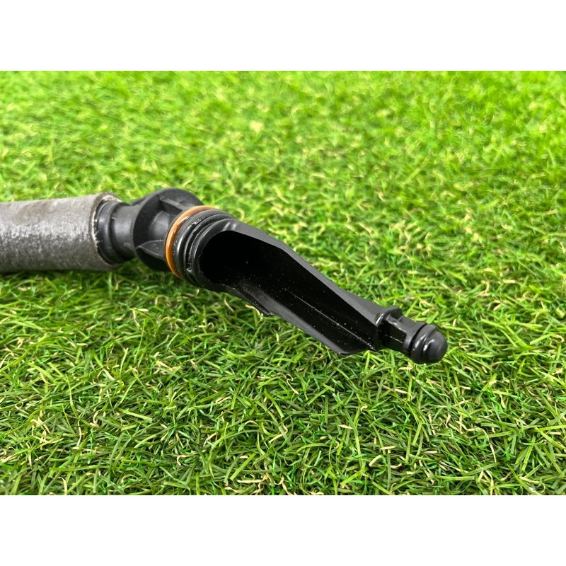 Трубка вентиляции картерных газов (двигатель и элементы) AUDI Q7 4M 2018 3.0 TFSi 06E103217AL