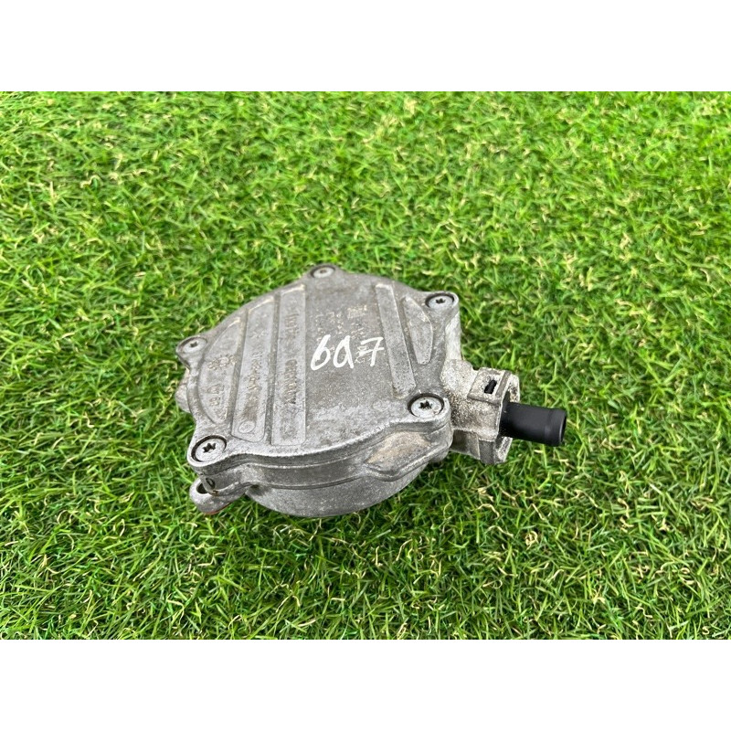 Вакуумный насос (тормозная система) AUDI Q7 4M 2018 3.0 TFSi 06E145100Q