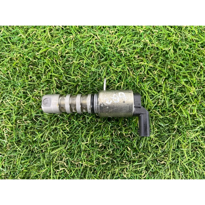 Клапан фазорегулятора (электрика двигателя) AUDI Q7 4M 2018 3.0 TFSi 06E109257T