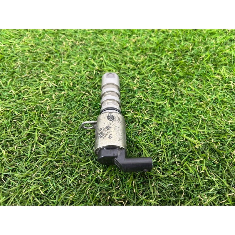 Клапан фазорегулятора (электрика двигателя) AUDI Q7 4M 2018 3.0 TFSi 06E109257T