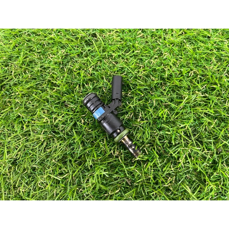 Форсунка топливная (топливная система) AUDI Q7 4M 2018 3.0 TFSi 06E906031A