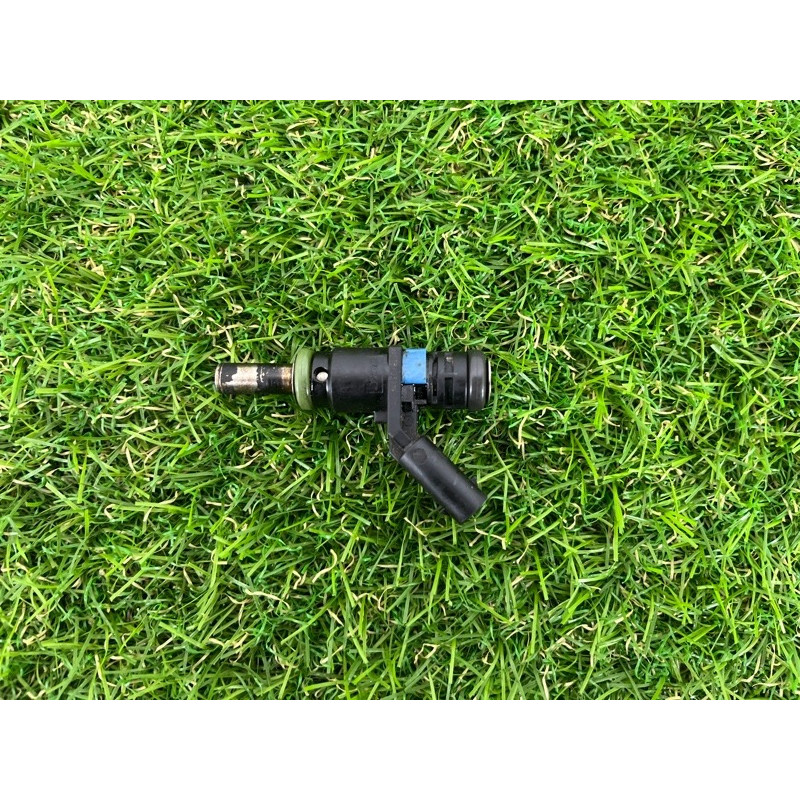 Форсунка топливная (топливная система) AUDI Q7 4M 2018 3.0 TFSi 06E906031A