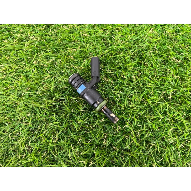 Форсунка топливная (топливная система) AUDI Q7 4M 2018 3.0 TFSi 06E906031A