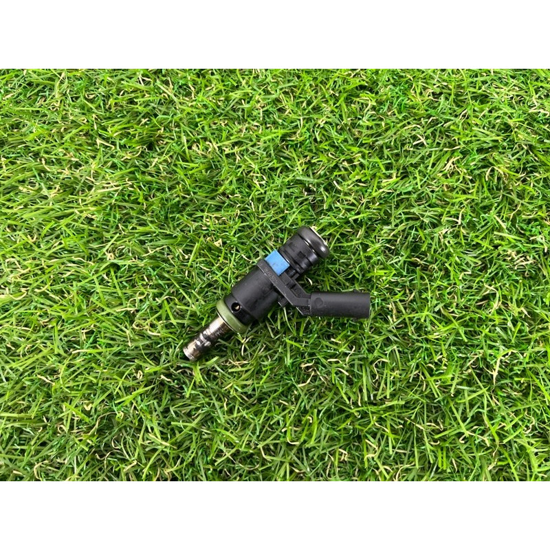 Форсунка топливная (топливная система) AUDI Q7 4M 2018 3.0 TFSi 06E906031A