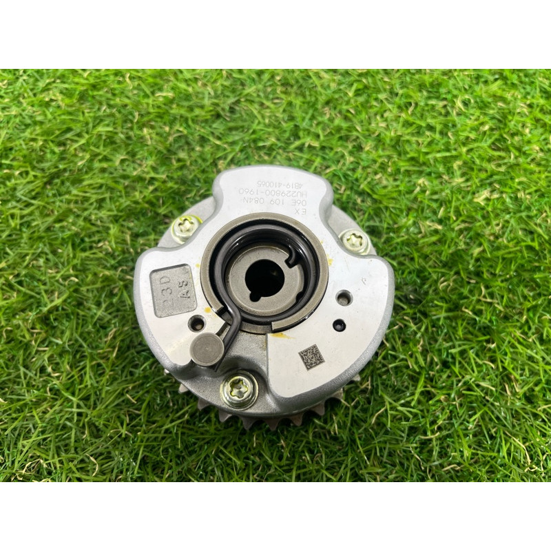 Регулятор фаз газораспределения (двигатель и элементы) AUDI Q7 4M 2018 3.0 TFSi 06E109084N