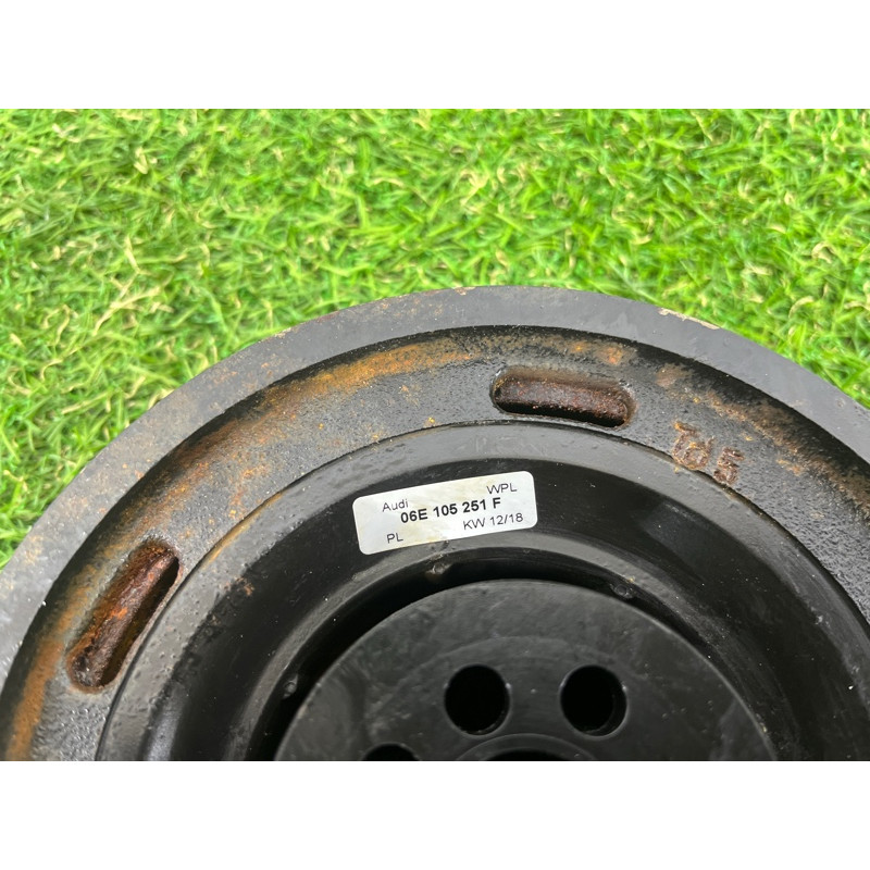 Шкив коленвала (двигатель и элементы) AUDI Q7 4M 2018 3.0 TFSi 06E105251F