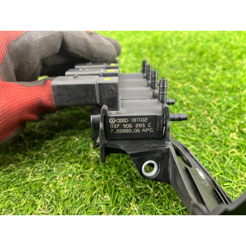 Вакуумный клапан (двигатель и элементы) AUDI Q7 4M 2018 3.0 TFSi 037906283C