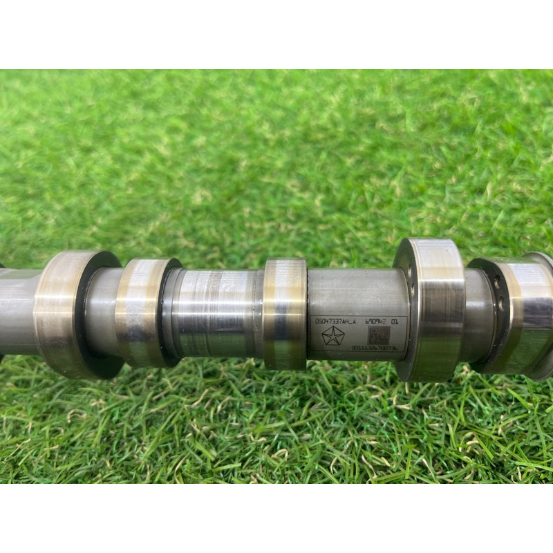 Распредвал выпускной (двигатель и элементы) Dodge Dart PF 2014 2.4 05047456AA