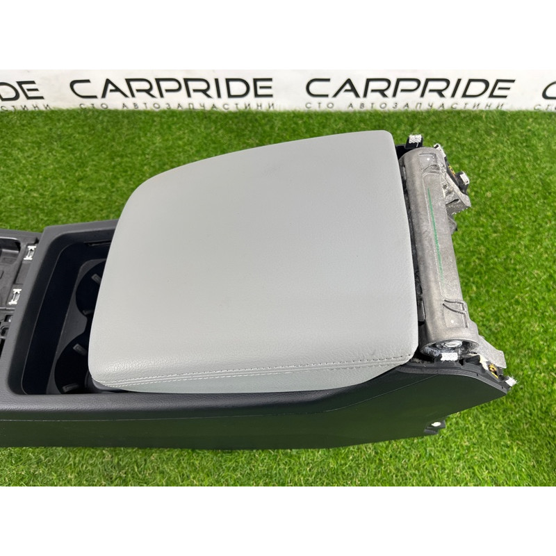 Центральная консоль (салон) AUDI Q5 FY 2018 2.0 TFSI DAYB 80A864207BQW6