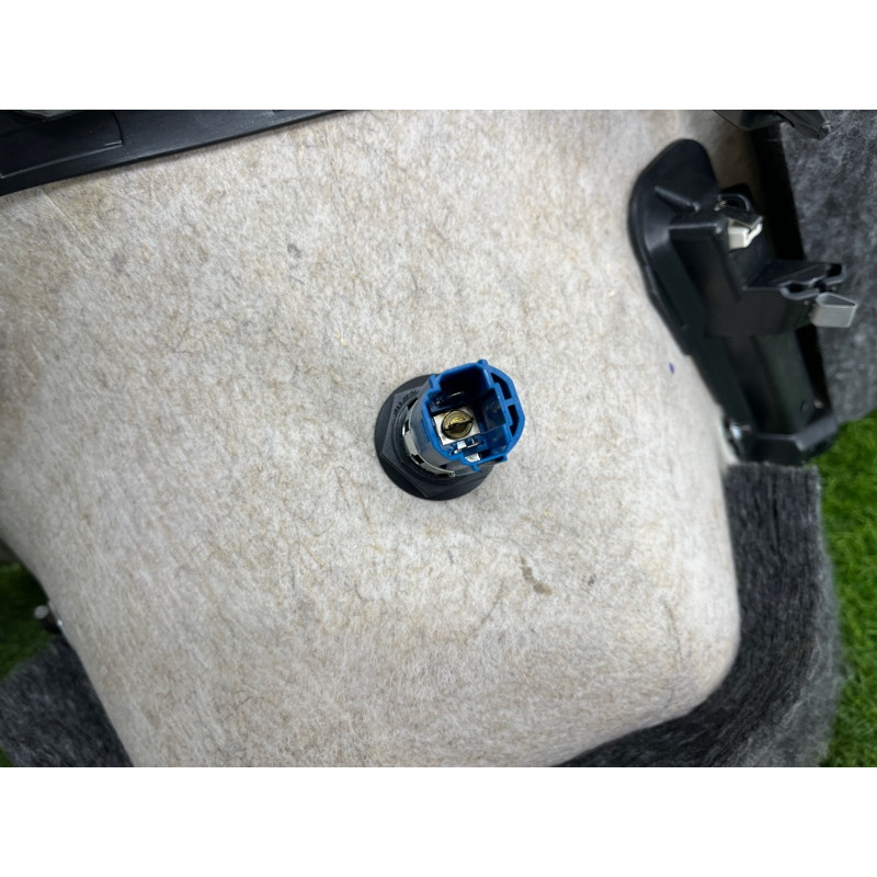 Обшивка багажника (салон) AUDI Q7 4M 2018 3.0 TFSi 4M0863879QGWB