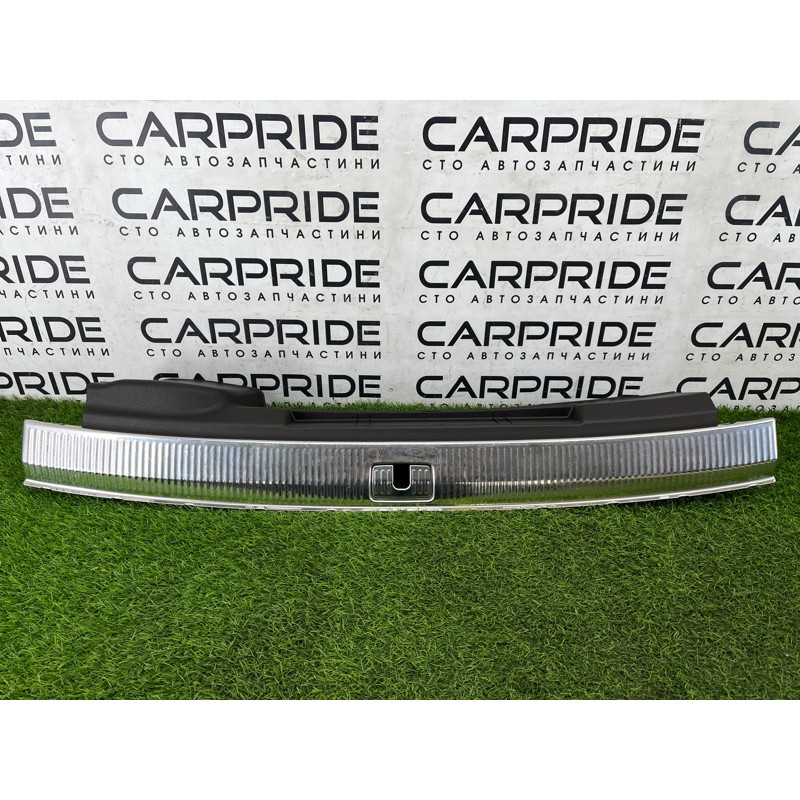 Накладка замка крышки багажника (салон) AUDI Q7 4M 2018 3.0 TFSi 4M0864483KJN5