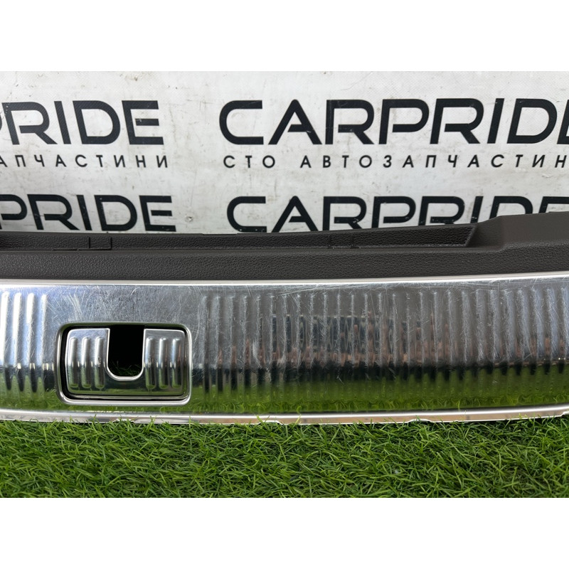 Накладка замка крышки багажника (салон) AUDI Q7 4M 2018 3.0 TFSi 4M0864483KJN5