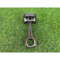 Поршень з шатуном